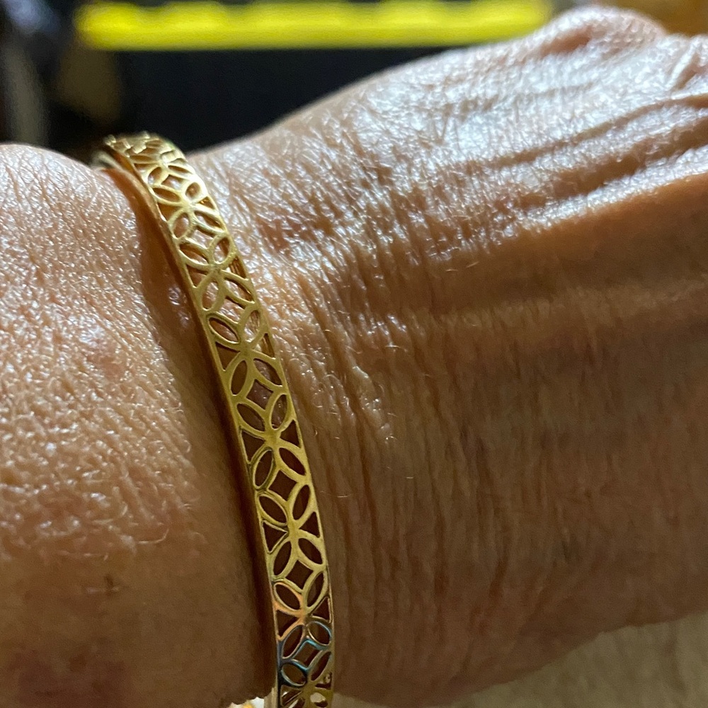Gold Filigree Openwork Bangle Bracelet for